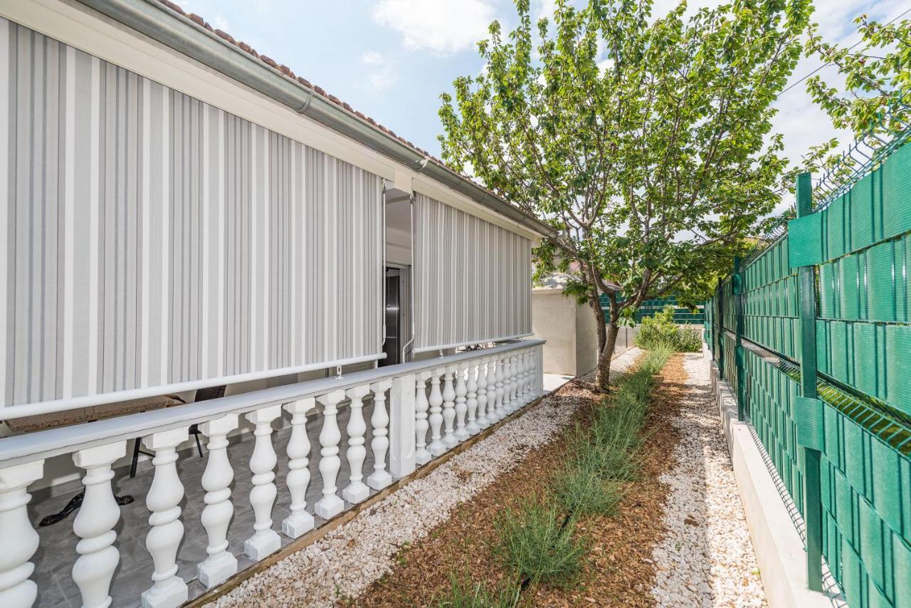 Villa Family Sukosan, Zadar Exterior foto