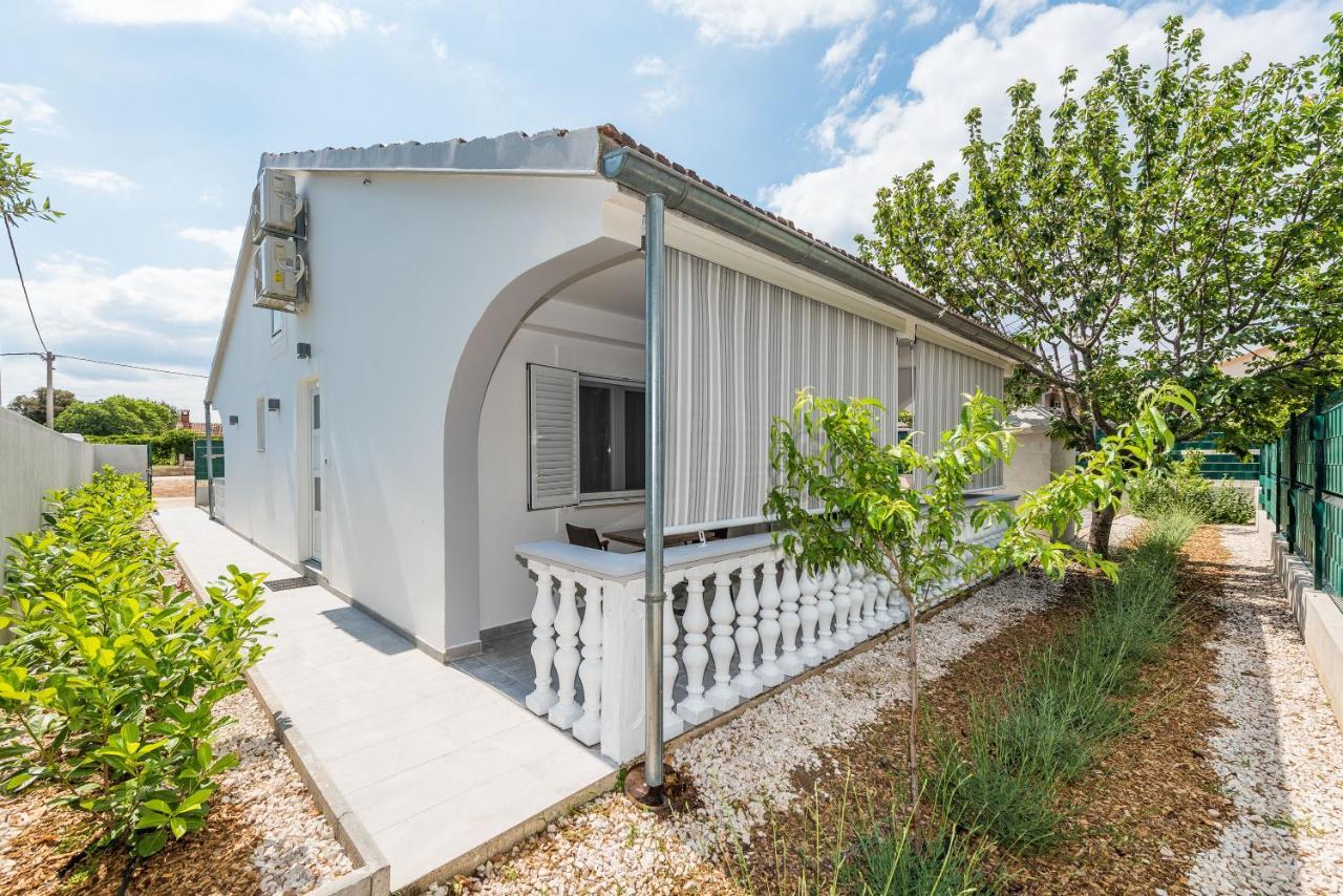 Villa Family Sukosan, Zadar Exterior foto