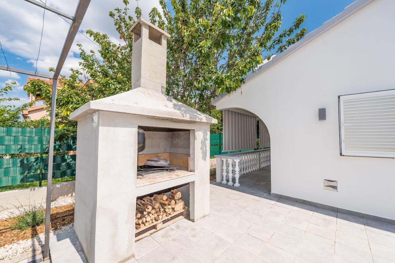 Villa Family Sukosan, Zadar Exterior foto